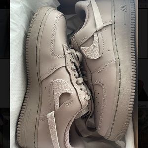 Nike Air Force LXX Women’ Shoes